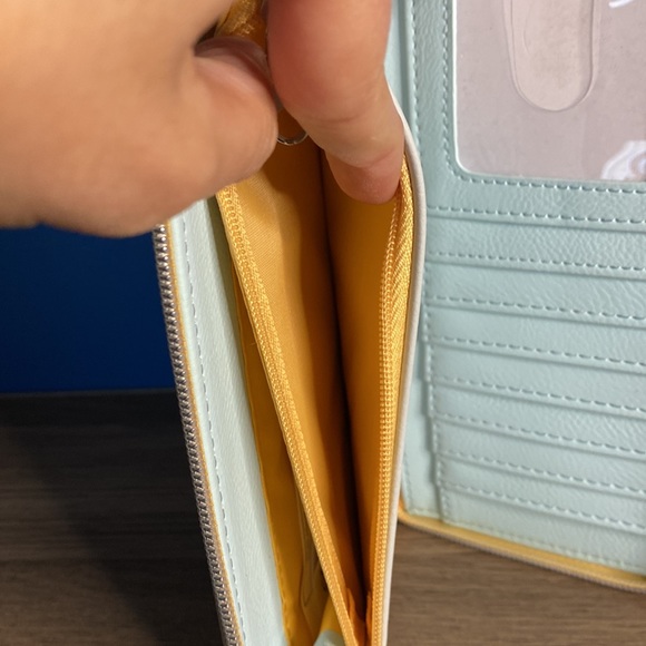 Pokémon Loungefly Wallet - Picture 7 of 9